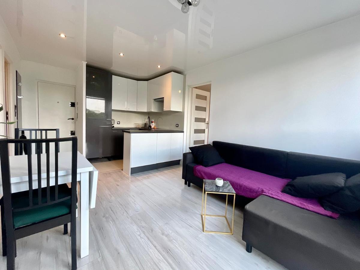 Sasi - Cozy Apartment For 6 People In Centre Varsóvia Exterior foto